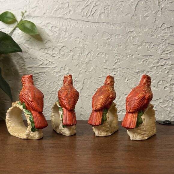 Vintage Porcelain Hand painted Cardinal Napkin Rings (Set of 4) - Picture 4 of 7
